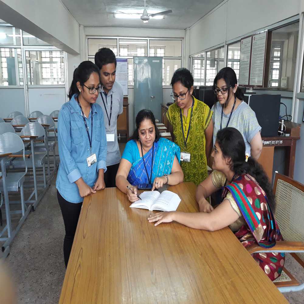 Portable Solar charged battery and inverter unit for low power application